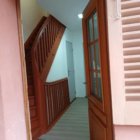 Les Quartiers Du Gouverneur Apartman *